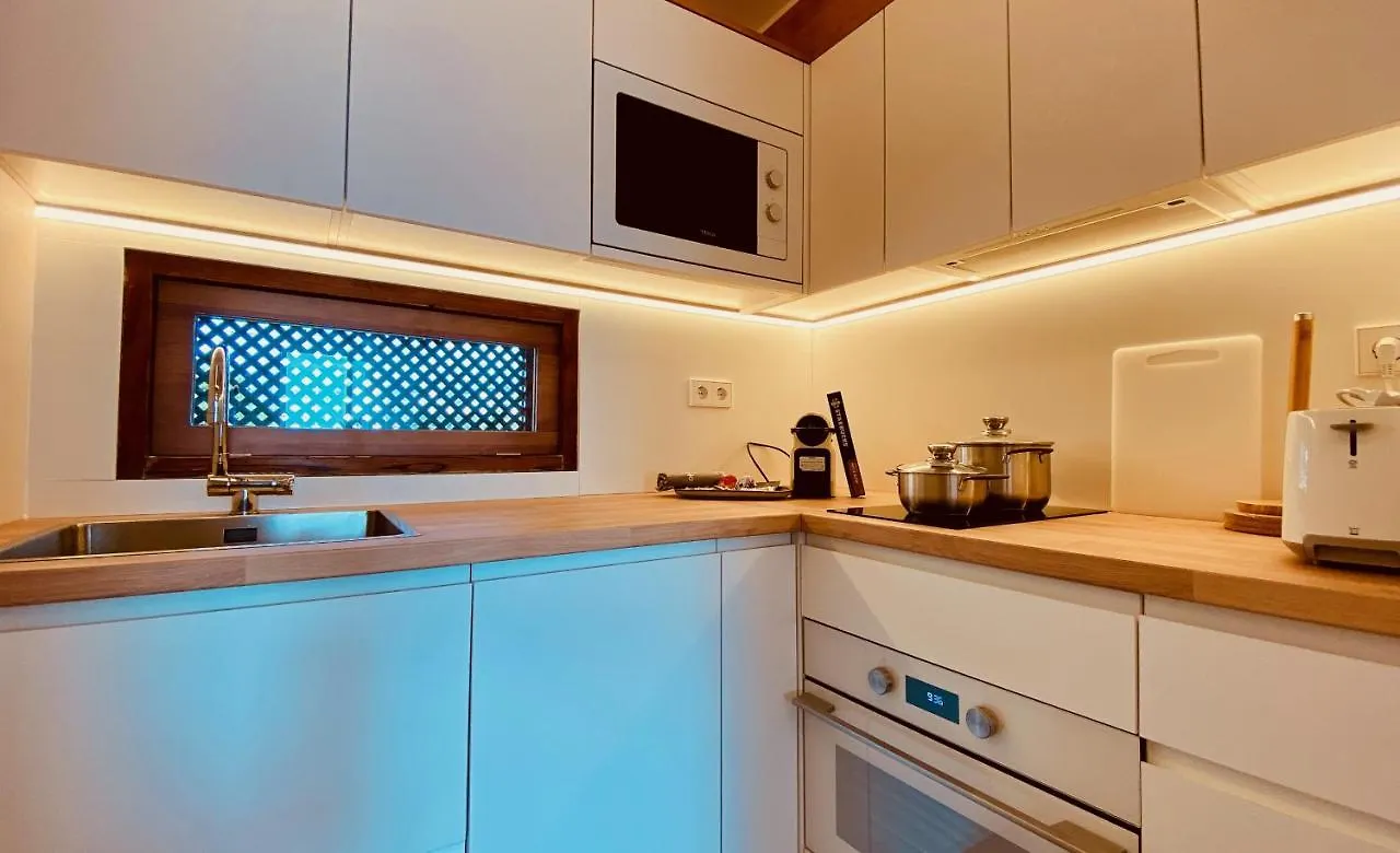 Modern And Friendly Flat In Playa Del Ingles Apartment San Bartolome de Tirajana  0*, San Bartolome de Tirajana (Gran Canaria)